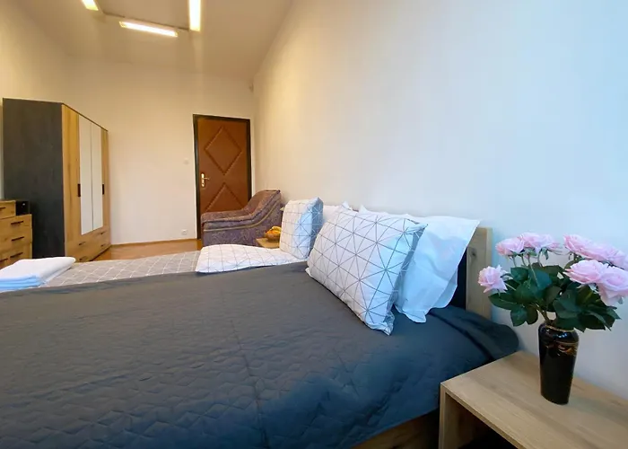 Office Loft アパート ソフィア